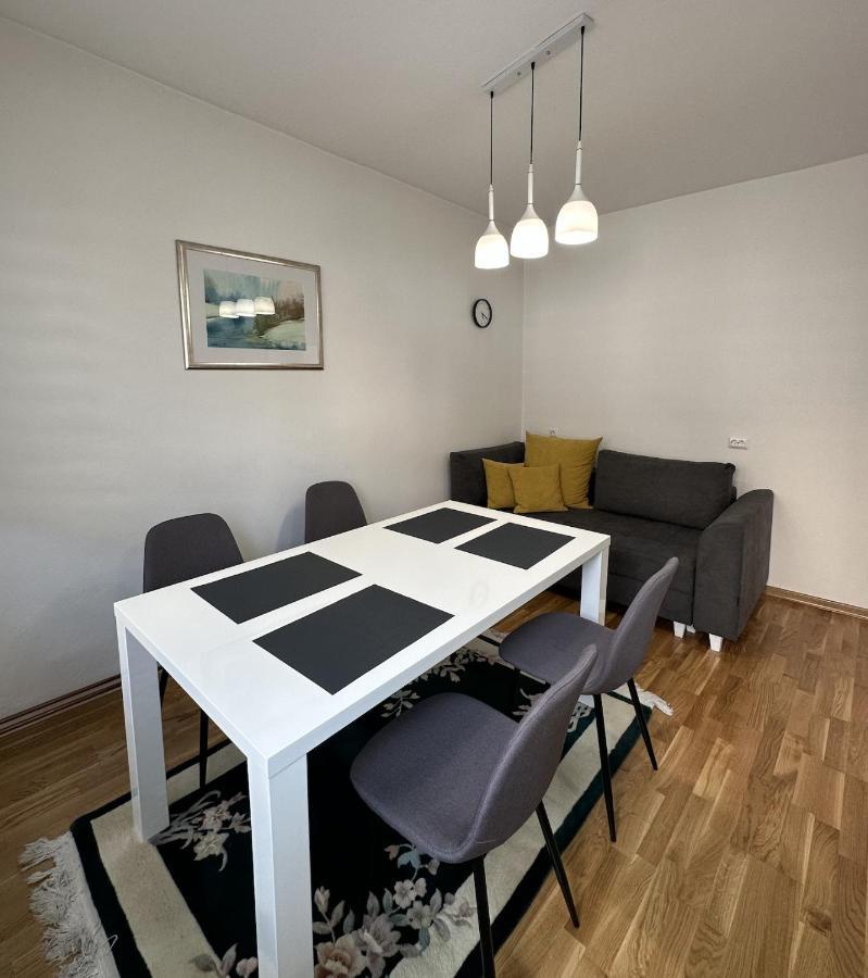 B Home Apartment For Rent Saraybosna Dış mekan fotoğraf